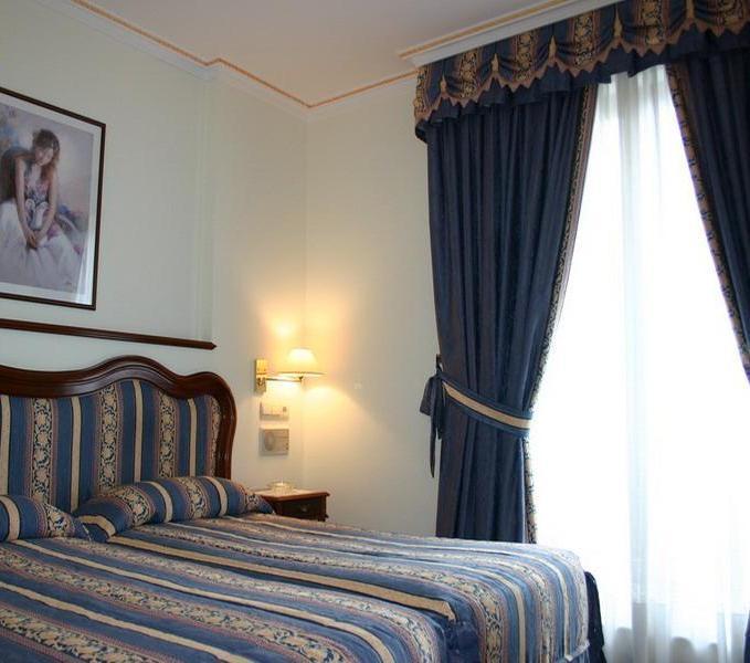 Hotel De Borlena Pokoj fotografie